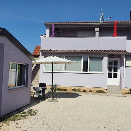 Apartman Lavanda Peroj Exterior photo